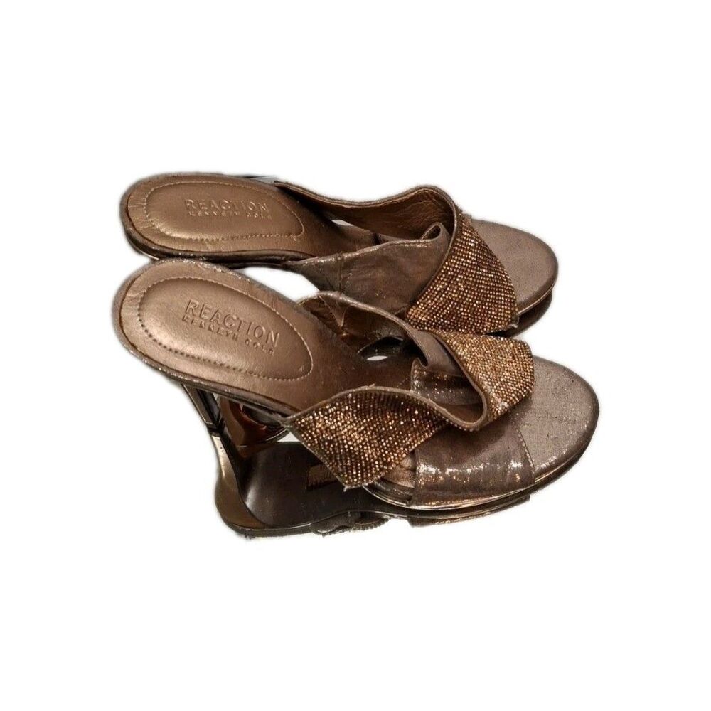 Reaction Kenneth Cole Look Beyond 2 Metallic GOLD Mule HEELS Sz 9.5M